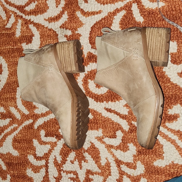 Sorel Women's Cate Chelsea Bootie — Waterproof Leather Rain Boot size 8.5 - Picture 3 of 11